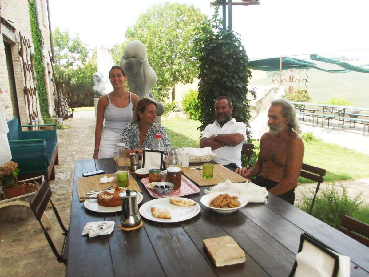 "La Casa Degli Ulivi Art B&B" Trecastelli Dış mekan fotoğraf